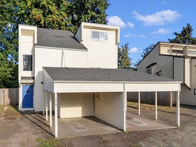 House for sale in Oregonia