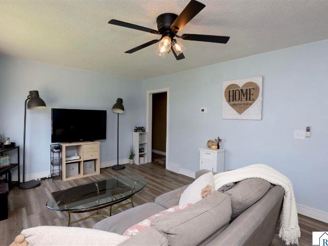 House for sale in Madelia, Minnesota