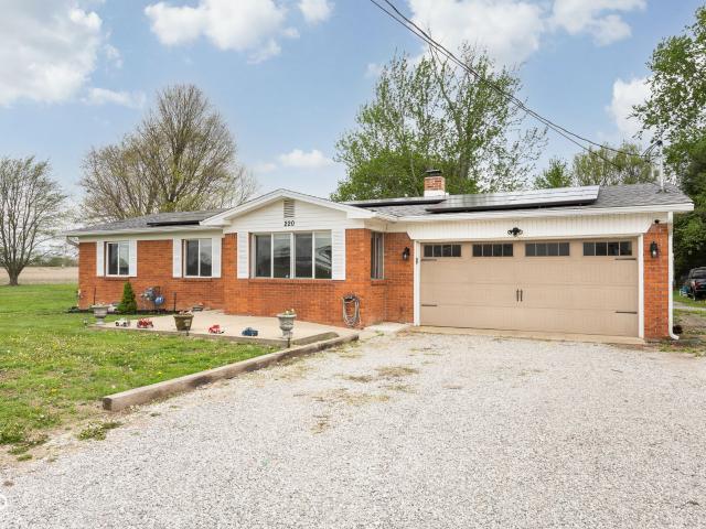 House for sale in Lizton, Indiana