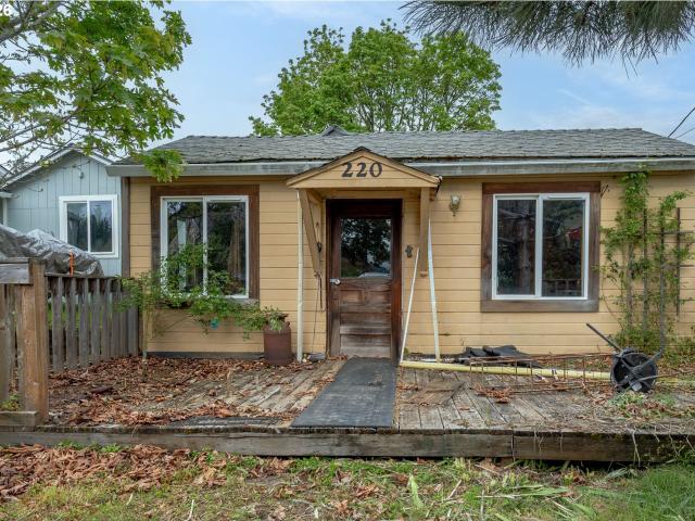 House for sale in Oregonia