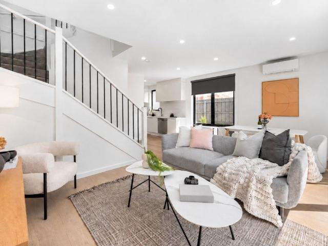 Townhouse for rent in Murrumbeena, Melbourne