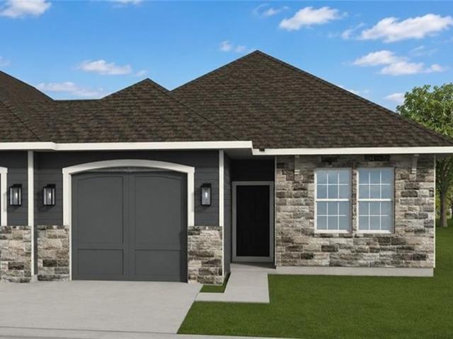 Townhouse for sale in Raymore, Cass County