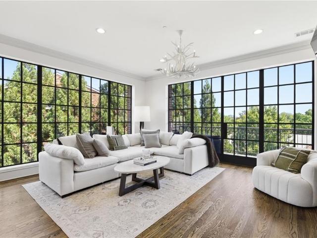 Condo for sale in Roswell, Georgia