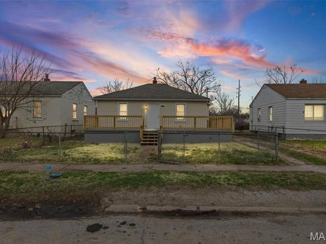 House for sale in Cottage Hills, Illinois