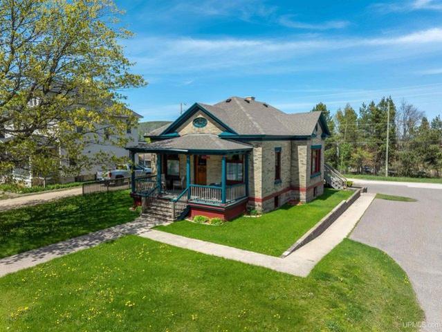 House for sale in Munising, Michigan