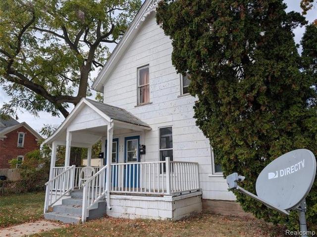 House for sale in Lapeer, Lapeer County