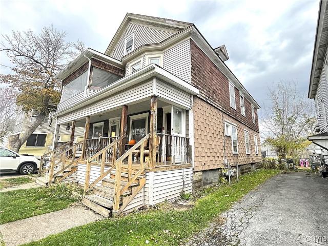House for sale in Jamesville, New York