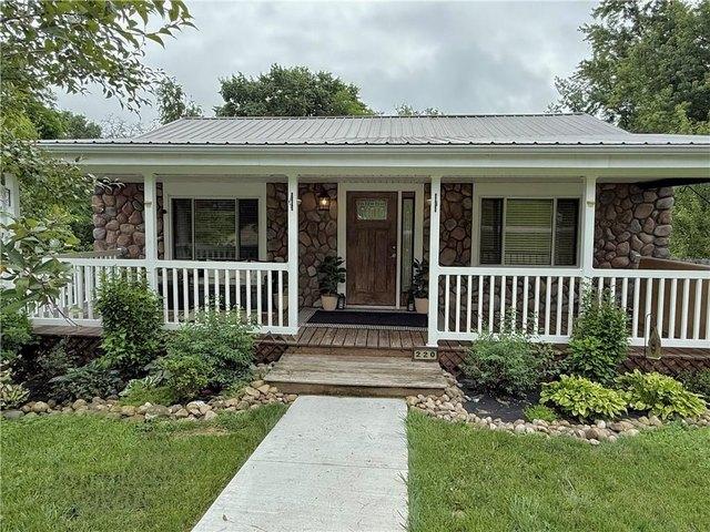 House for sale in New Kensington, Pennsylvania