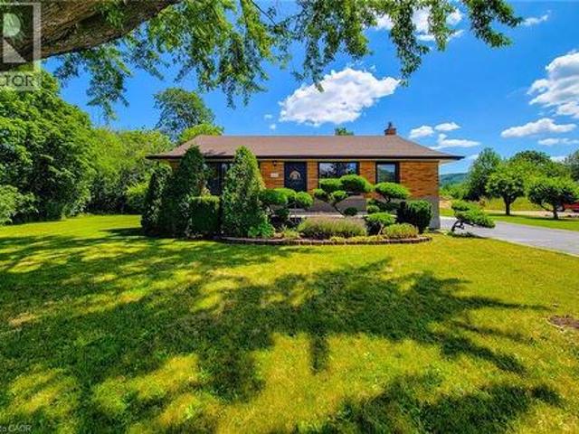 House for sale in Ancaster, Ontario