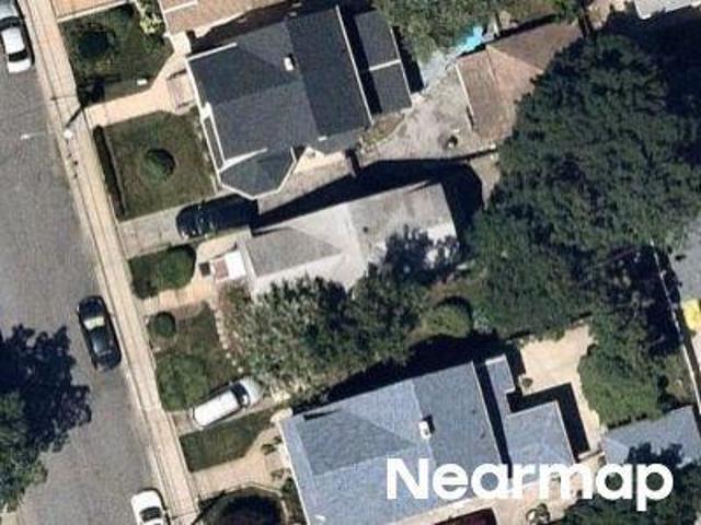 House for sale in Queens, Arverne