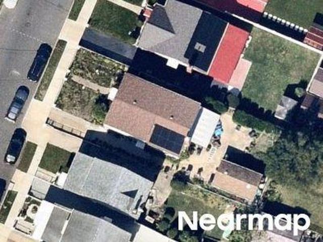 House for sale in Queens, Arverne