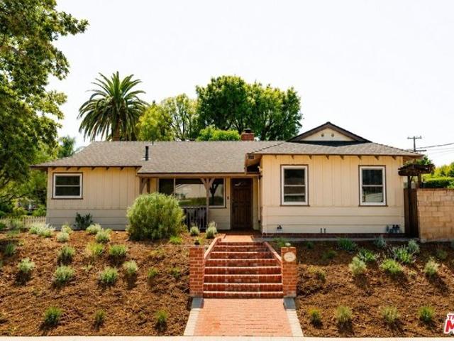 House for sale in Woodland Hills-Warner Center Neighborhood Council District, Canoga Park