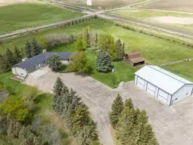 House for sale in Alberta