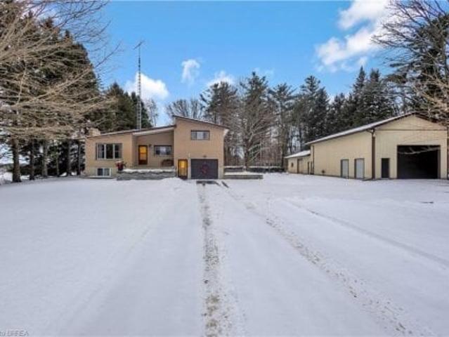 House for sale in Delhi, Ontario