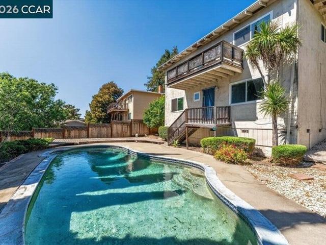 House for sale in Martinez, California