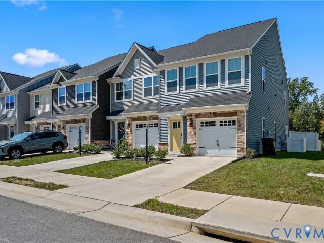 Townhouse for sale in Virginia