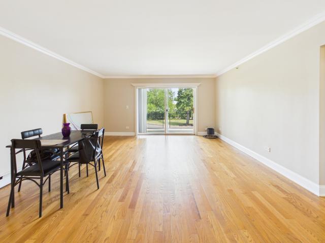 Property for rent in Arlington Heights, Illinois