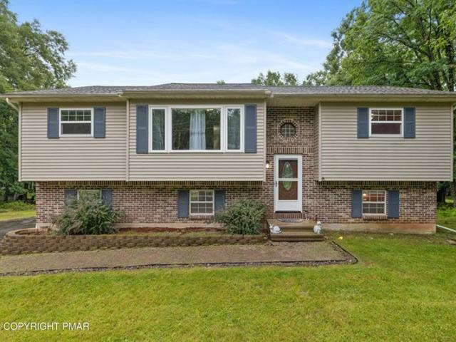 House for sale in Gilbert, Pennsylvania