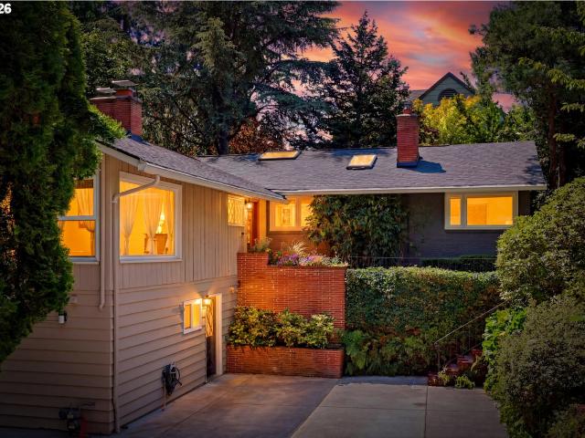 House for sale in Oregonia