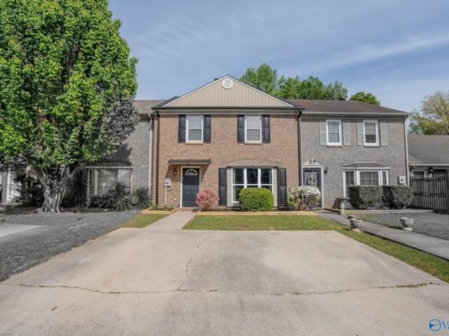 Townhouse for sale in Decatur, Alabama
