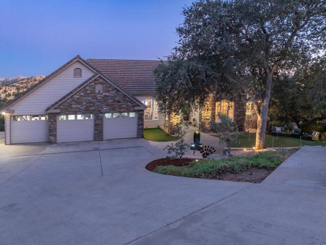 House for sale in Friant, California