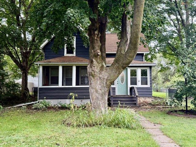 House for sale in Whiteside, Illinois