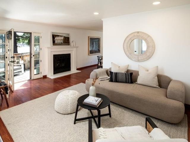Townhouse for sale in Campbell, California