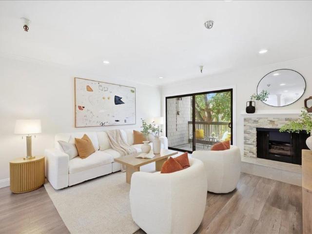 Condo for sale in Mountain View, California