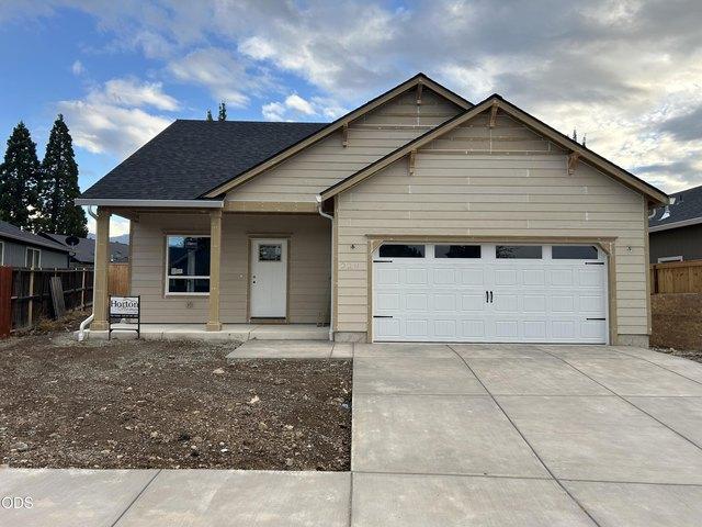 House for sale in Oregonia