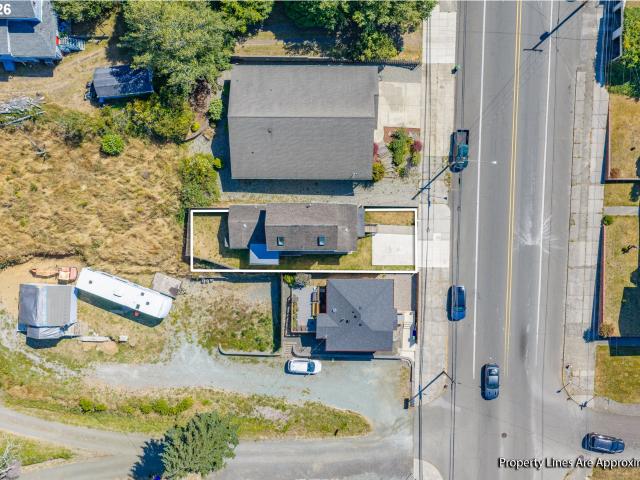 House for sale in North Bend, Coos County