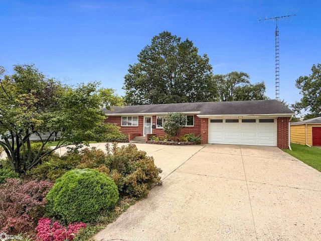 House for sale in Iowa Falls, Iowa