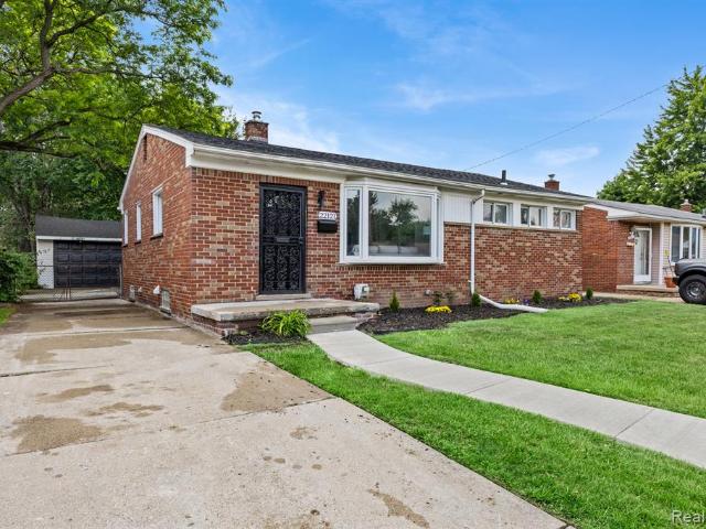 House for sale in Oak Park, Oakland County