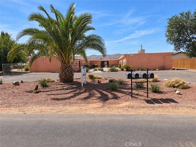 House for sale in Apple Valley, California