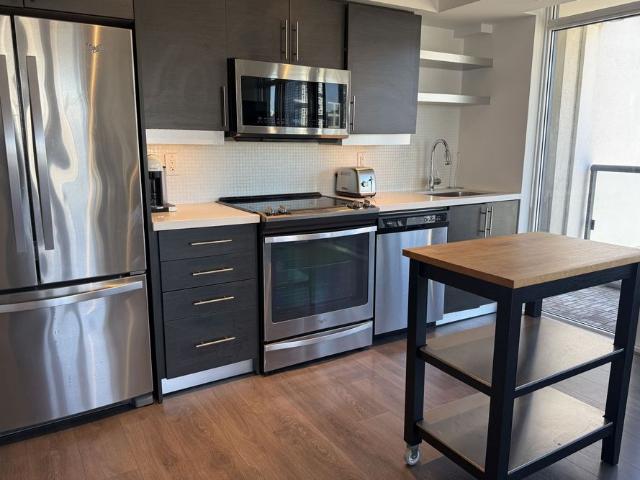 House for rent in Toronto Centre, Toronto