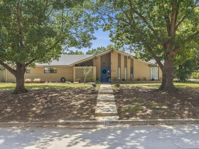 House for sale in Carter, Oklahoma