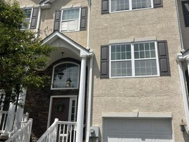 Townhouse for sale in Lehigh, Pennsylvania