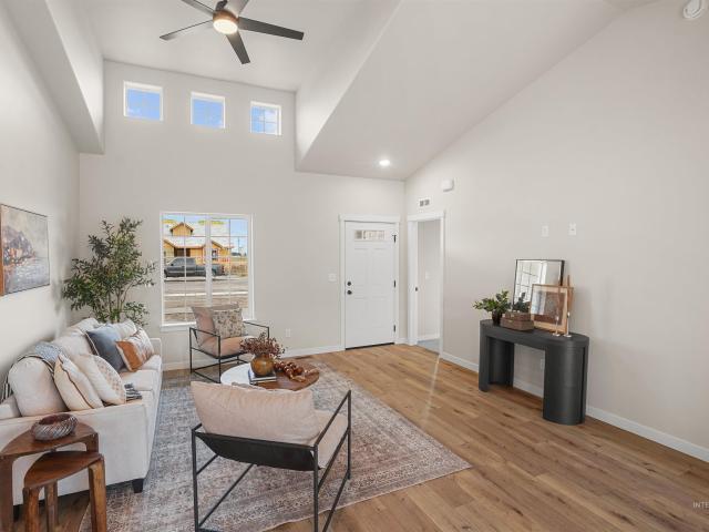 House for sale in Burley, Cassia County