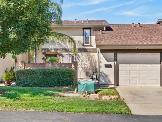 Townhouse for sale in Rancho Cordova, Sacramento County