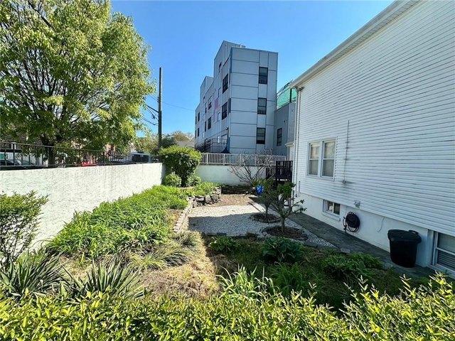 Land for sale in Arverne, New York