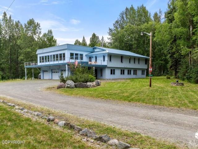 House for sale in Chugiak, Alaska
