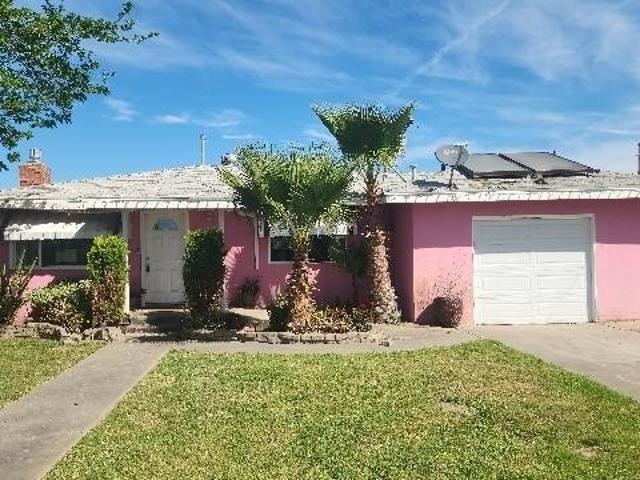 House for sale in Lemoore, California
