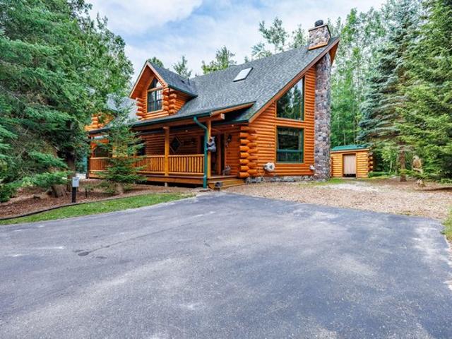 House for sale in Millersburg, Michigan