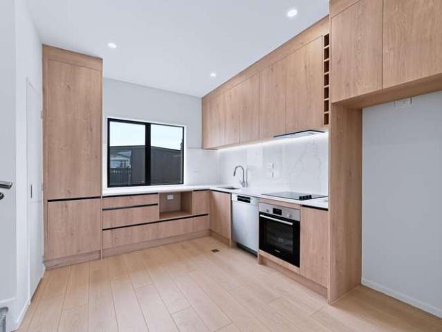 Townhouse for sale in Greenlane, Albert-Eden