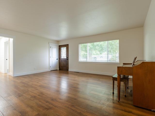 House for sale in Burley, Cassia County