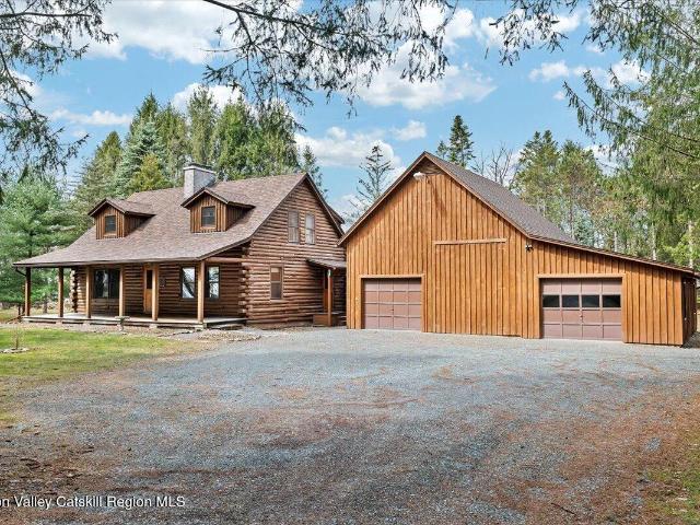 Property for sale in Schodack Landing, New York