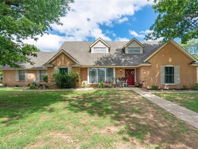 House for sale in Ark