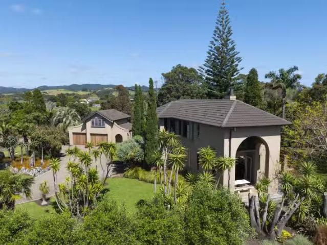 House for sale in Whananaki, Northland