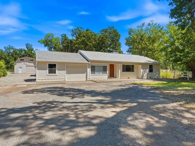 House for sale in Shasta, California