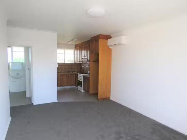 Apartment for rent in West Footscray