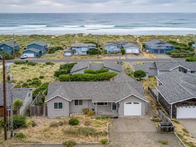 House for sale in Oregonia